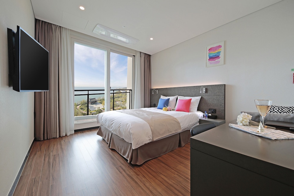 Premier Double Room, Ocean View/Terrace