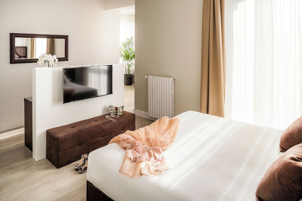 Junior Suite - Photo 1