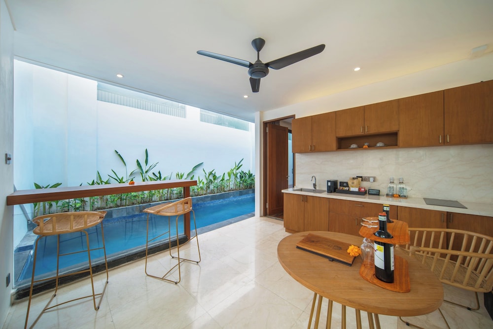 One Bedroom Villa With Private Pool - Photo 27