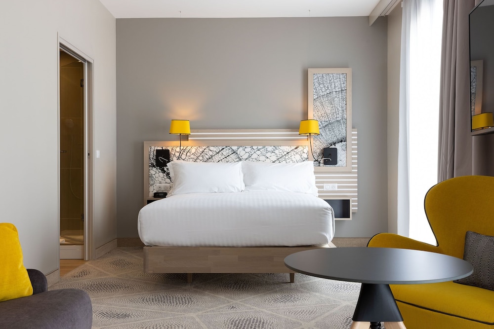 Room, 1 King Bed, Accessible - Photo 1