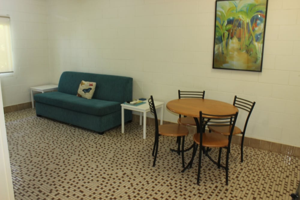 Standard Suite, 1 Bedroom photo 2