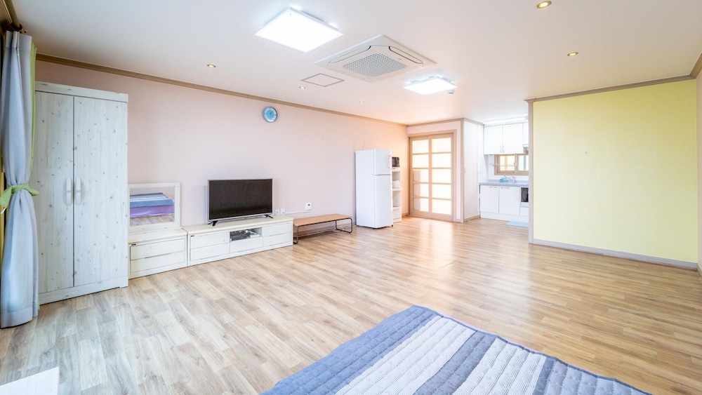 Basic Room, 1 Bedroom (102ho)