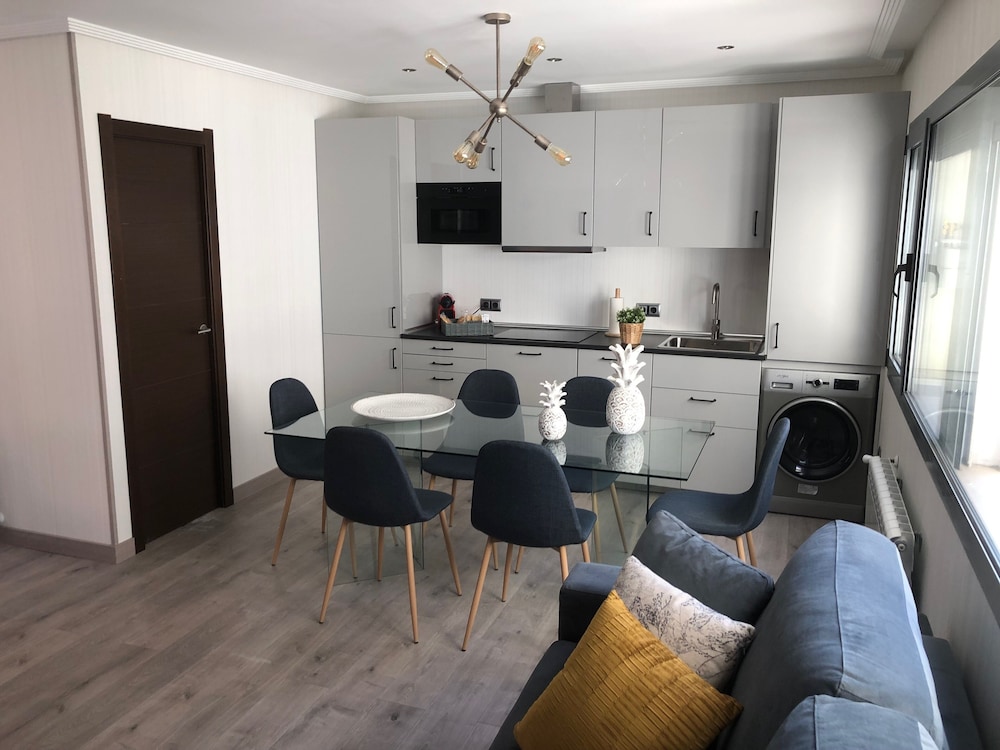 Loft, 2 Bedrooms, Balcony photo 2