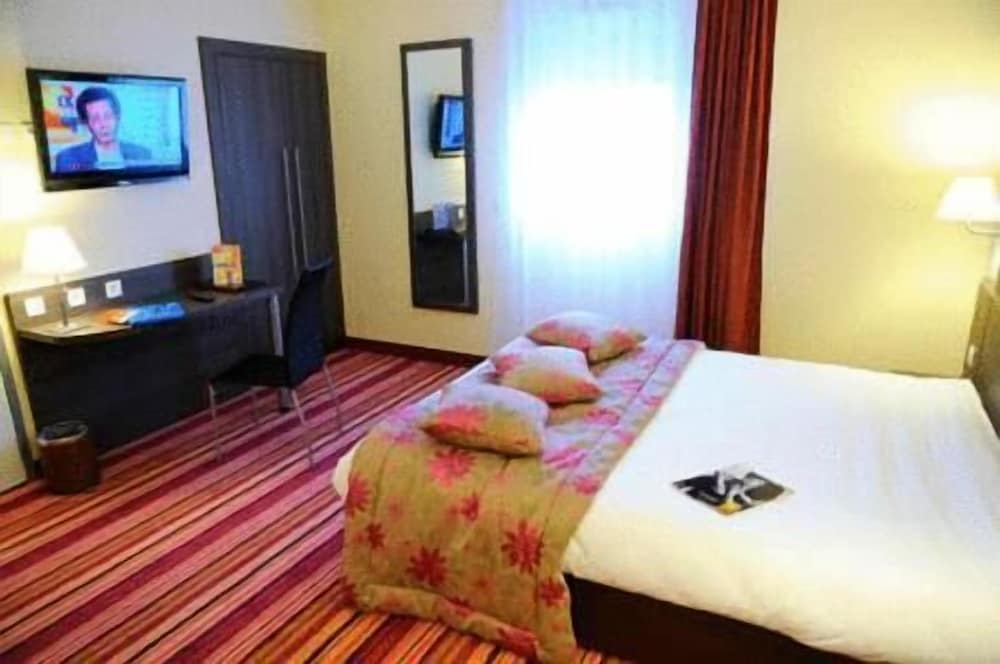 Deluxe Double or Twin Room - Photo 3