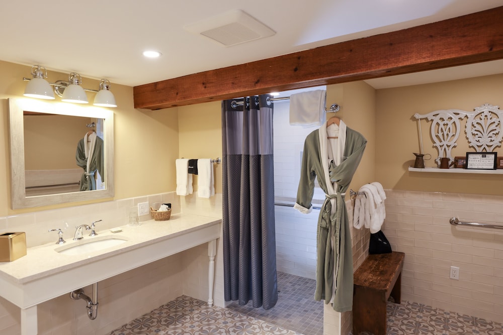 Woolverton Inn, Photo 2