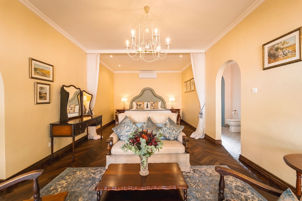 Exclusive Villa photo 1