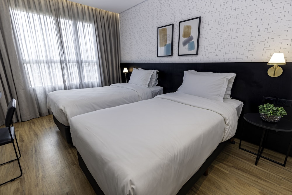 Deluxe Single Room - Photo 3