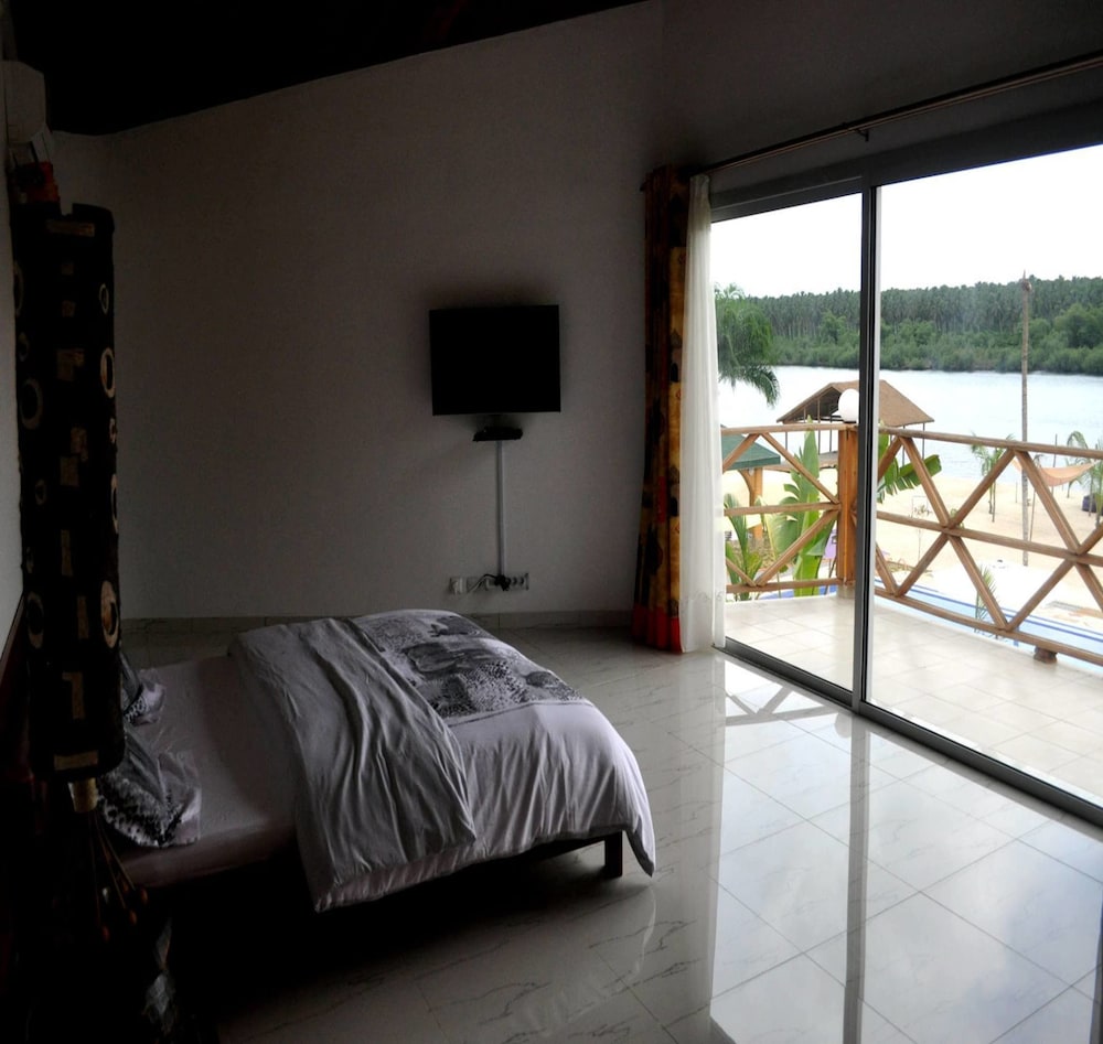 Economy Bungalow, Beach View, Beachfront photo 1