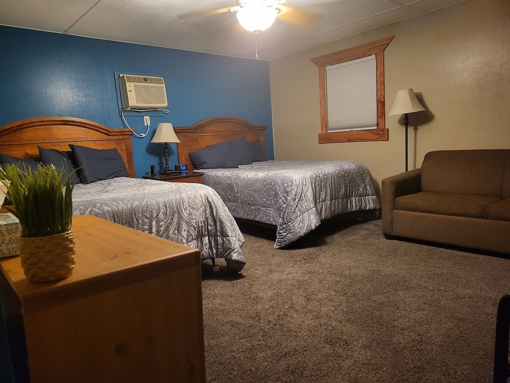 2 Full Bed with Pull Out