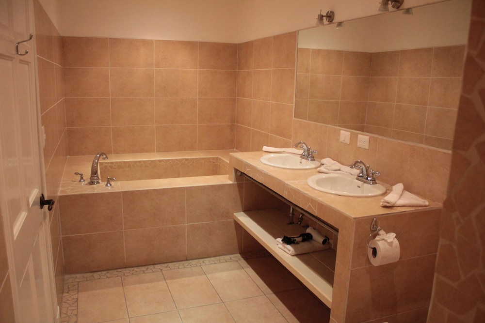 Suite photo 2