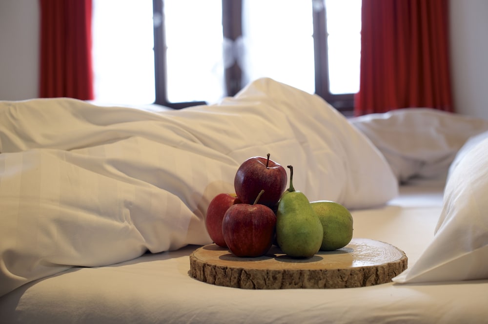 Double Room (Large)