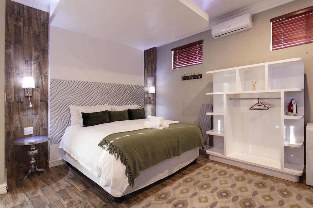 Standard Room - Photo 1