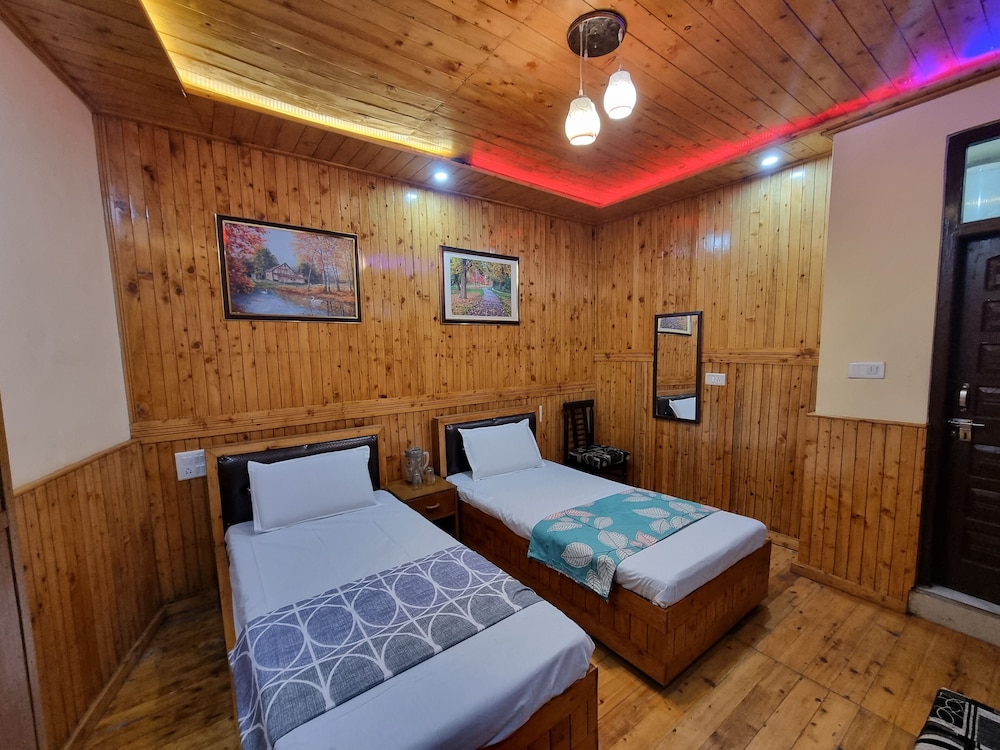 Deluxe Double Room - Photo 7