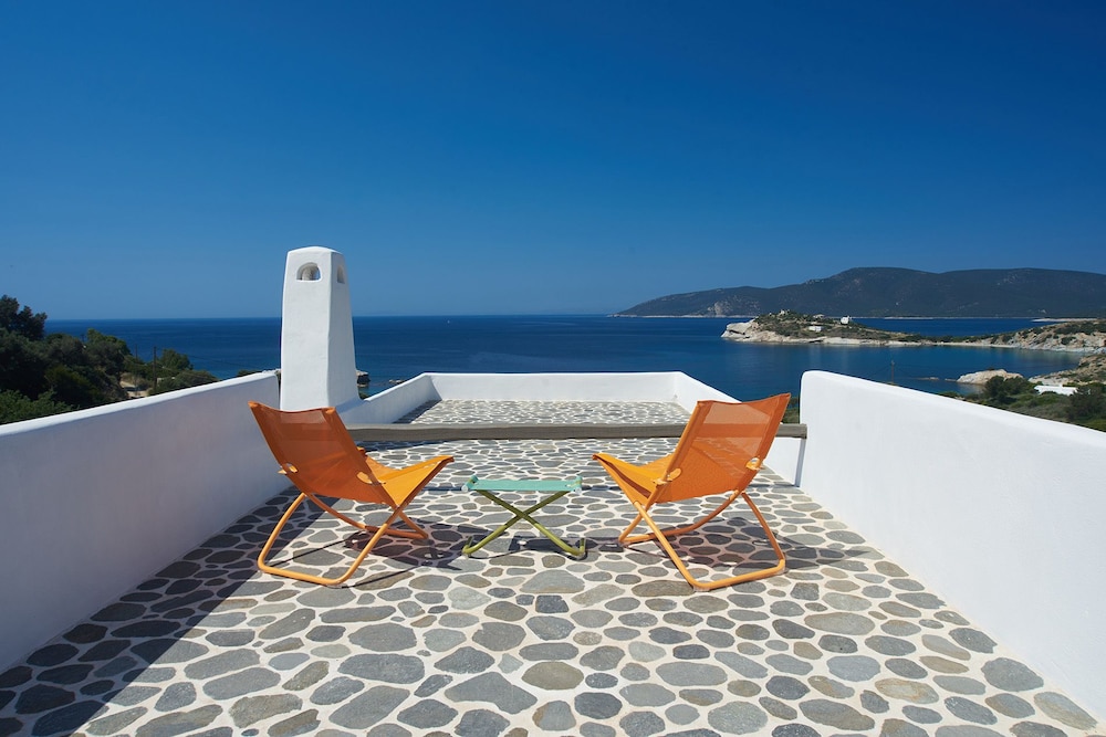 Honeymoon Villa, Fireplace, Sea View photo 2