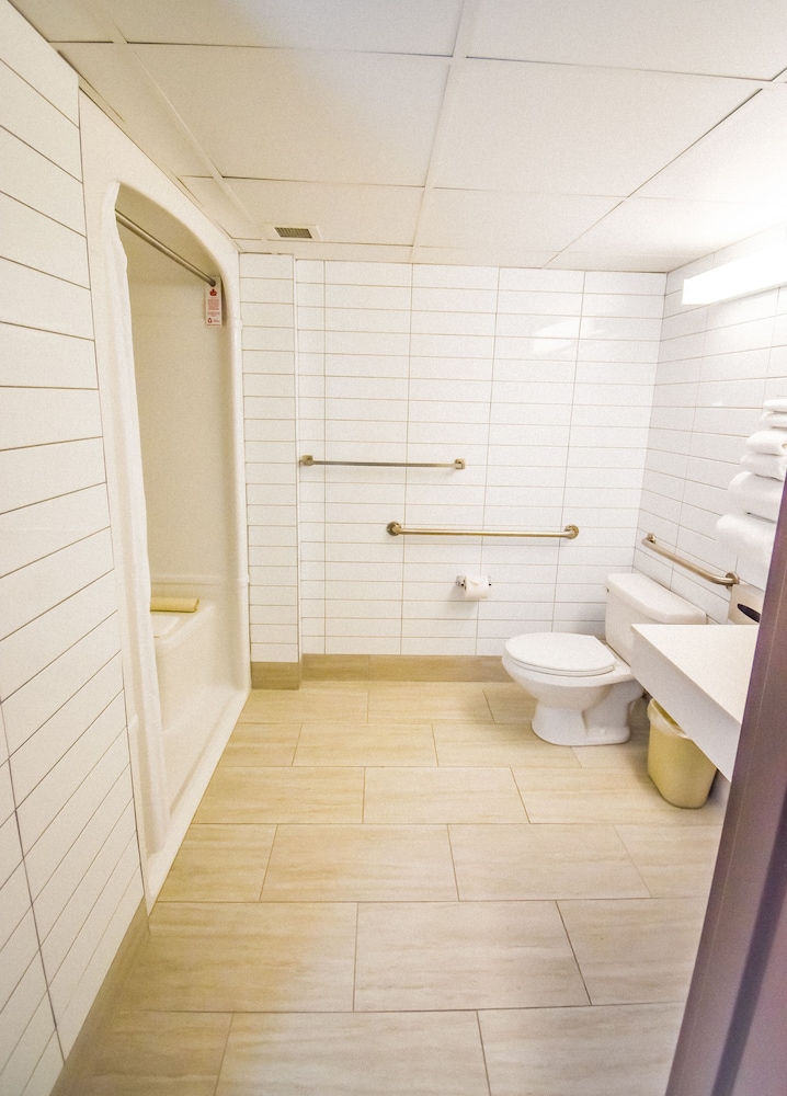 Deluxe Room - Photo 2