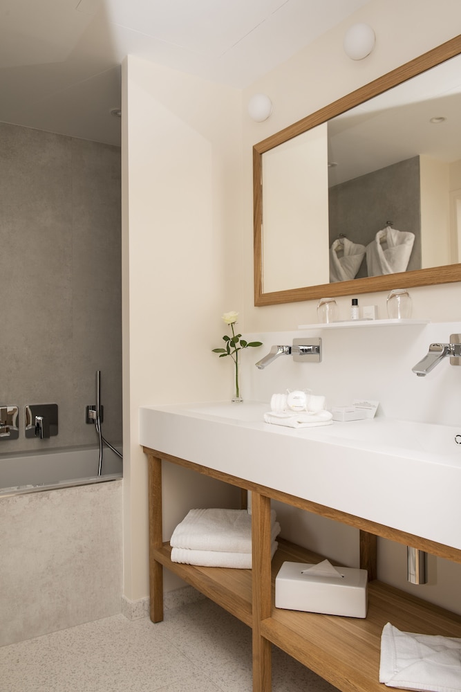 Superior Double or Twin Room - Photo 2