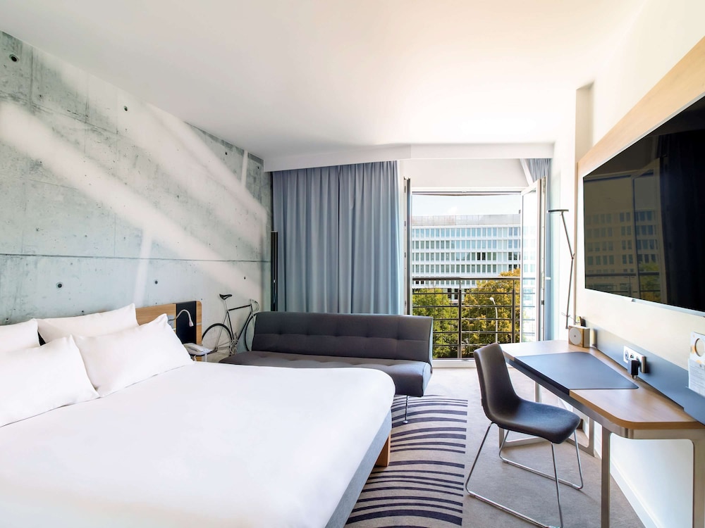 Executive Room, 1 Double Bed with Sofa bed photo 2