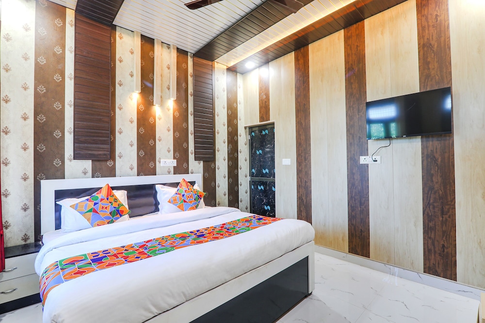 Deluxe Room - Photo 2