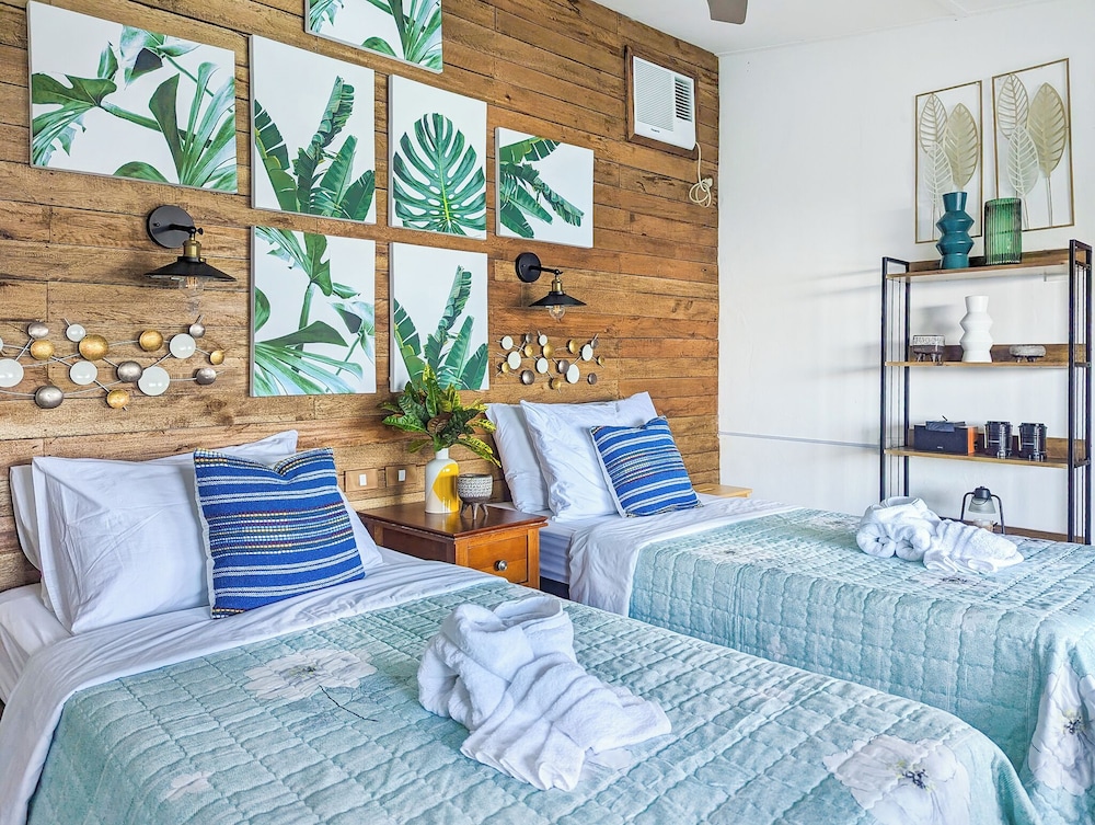 Standard Twin Room, Partial Sea View photo 1