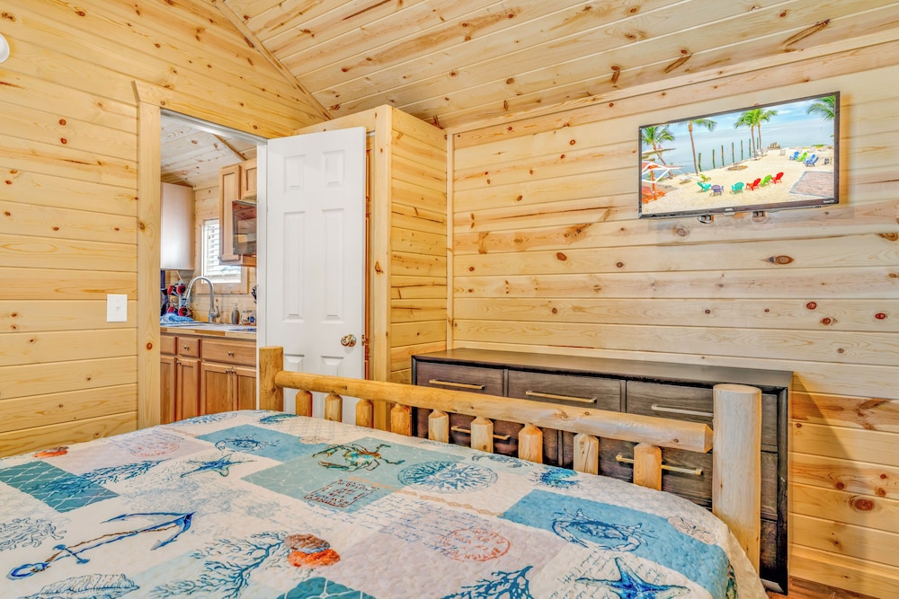 Family Cabin photo 2
