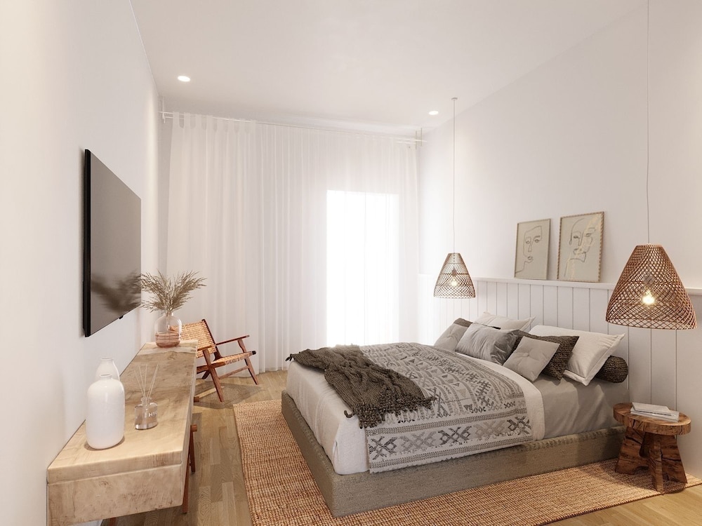 Economy Double or Twin Room, 1 Bedroom, Balcony, City View