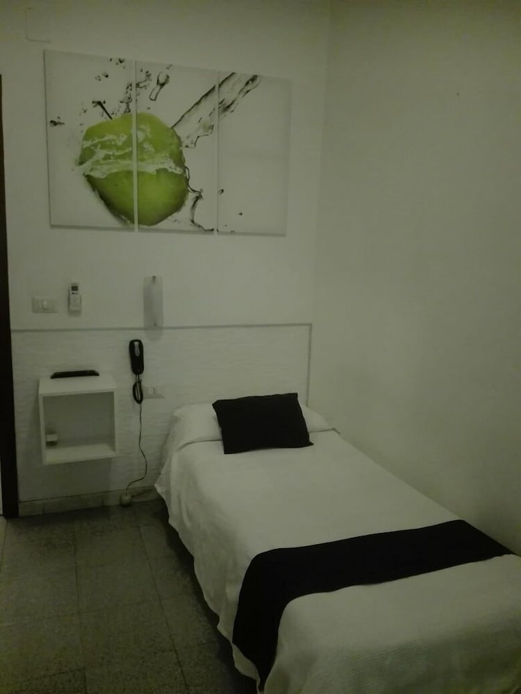 Economy Single Room, photo 7