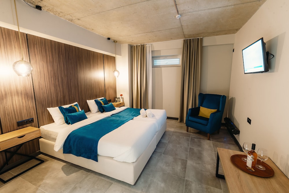 Economy Double Room photo 1