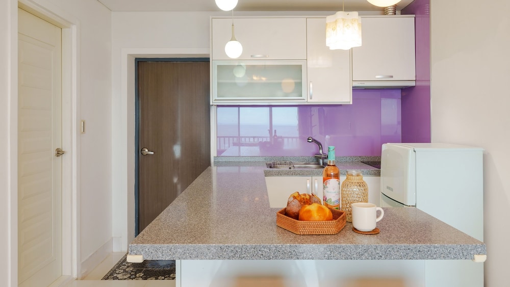 Basic Room, 1 Bedroom (502 Blueirishy) - Photo 6
