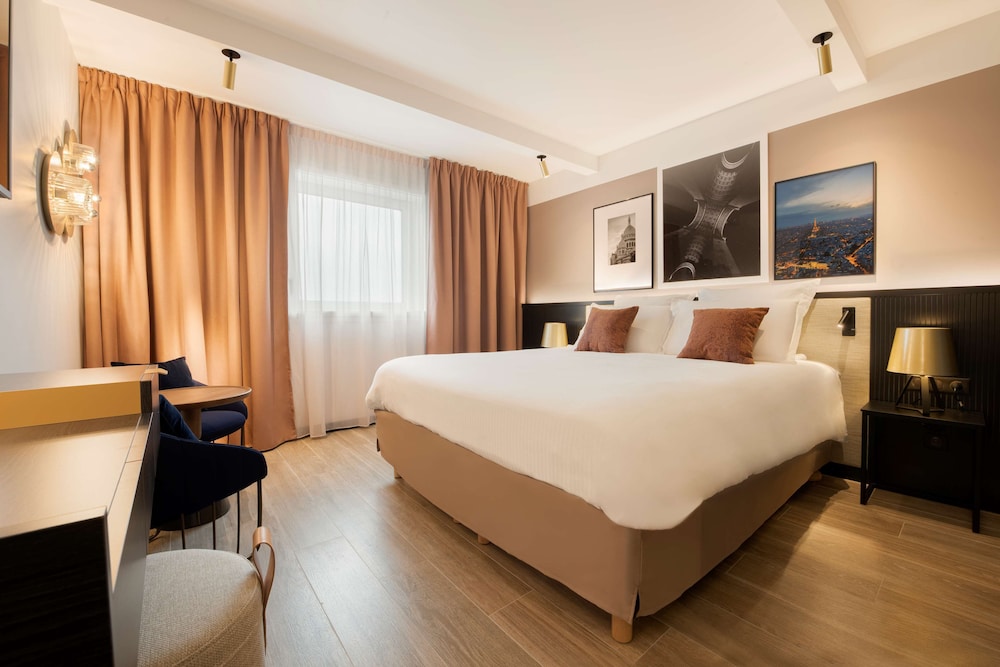 Deluxe Room, 1 King Bed - Photo 8