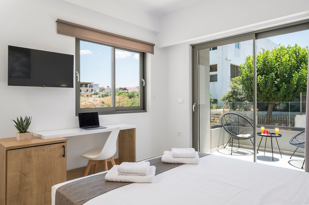 Triple room with Garden View - Photo 2
