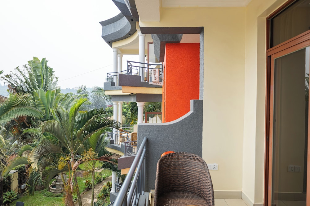 Deluxe Single Room, Balcony photo 2