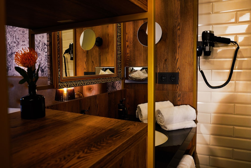 Junior Studio Suite, 1 Bedroom, City View - Photo 8