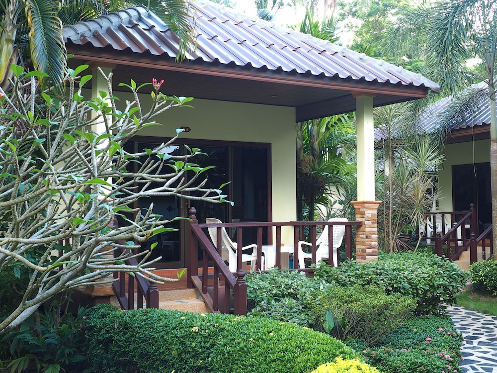 Superior Family Bungalow photo 3