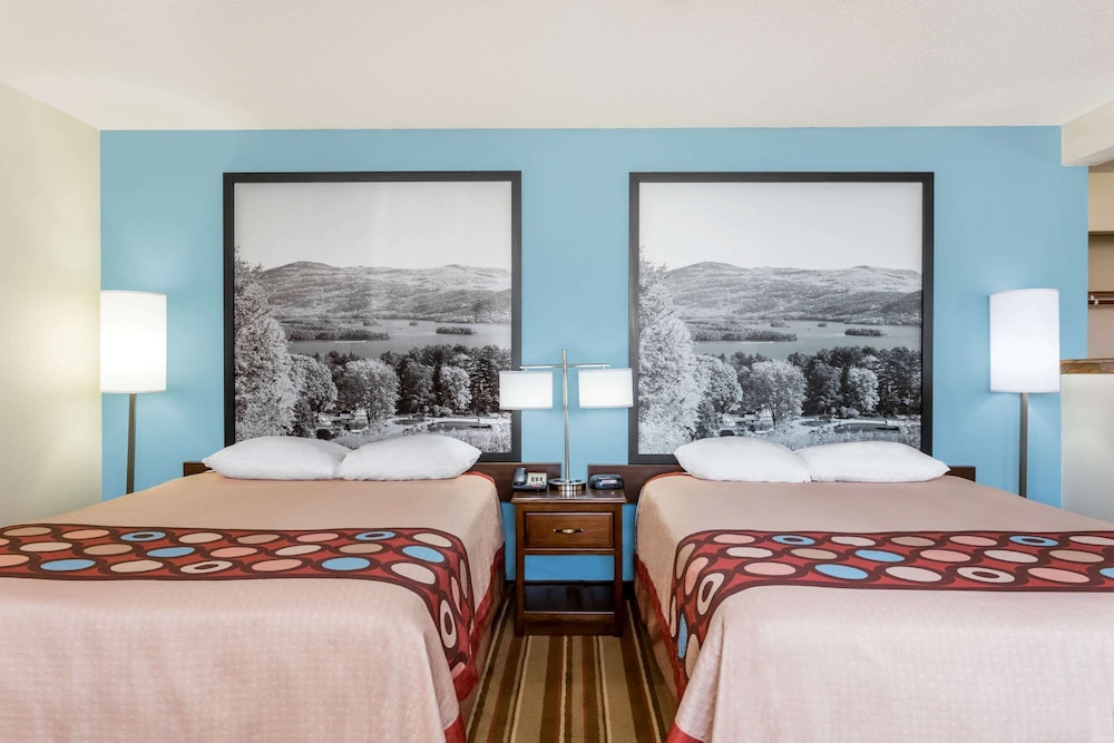 Studio Suite, 2 Queen Beds, Non Smoking - Photo 3