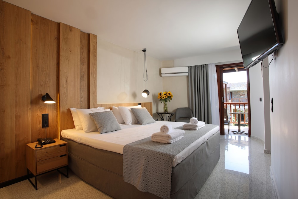 Classic Room, Garden View