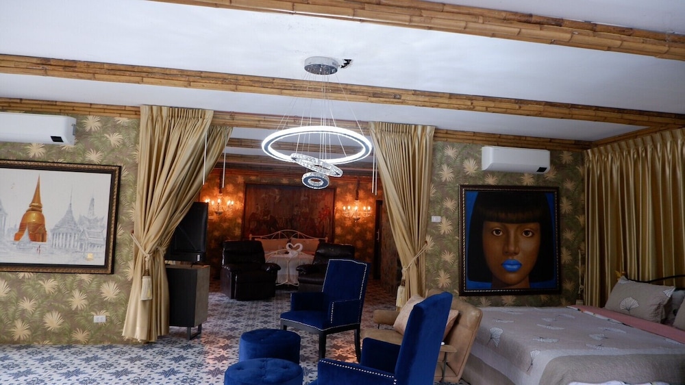 Deluxe Quadruple Room photo 3
