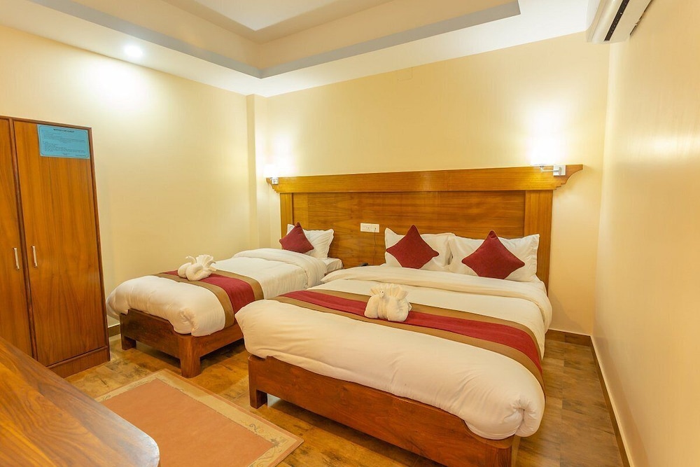 Deluxe Family Room - Photo 1