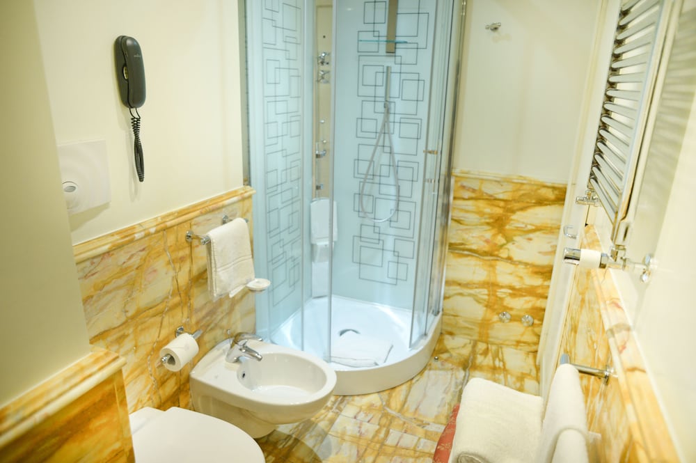 Executive Double or Twin Room photo 2