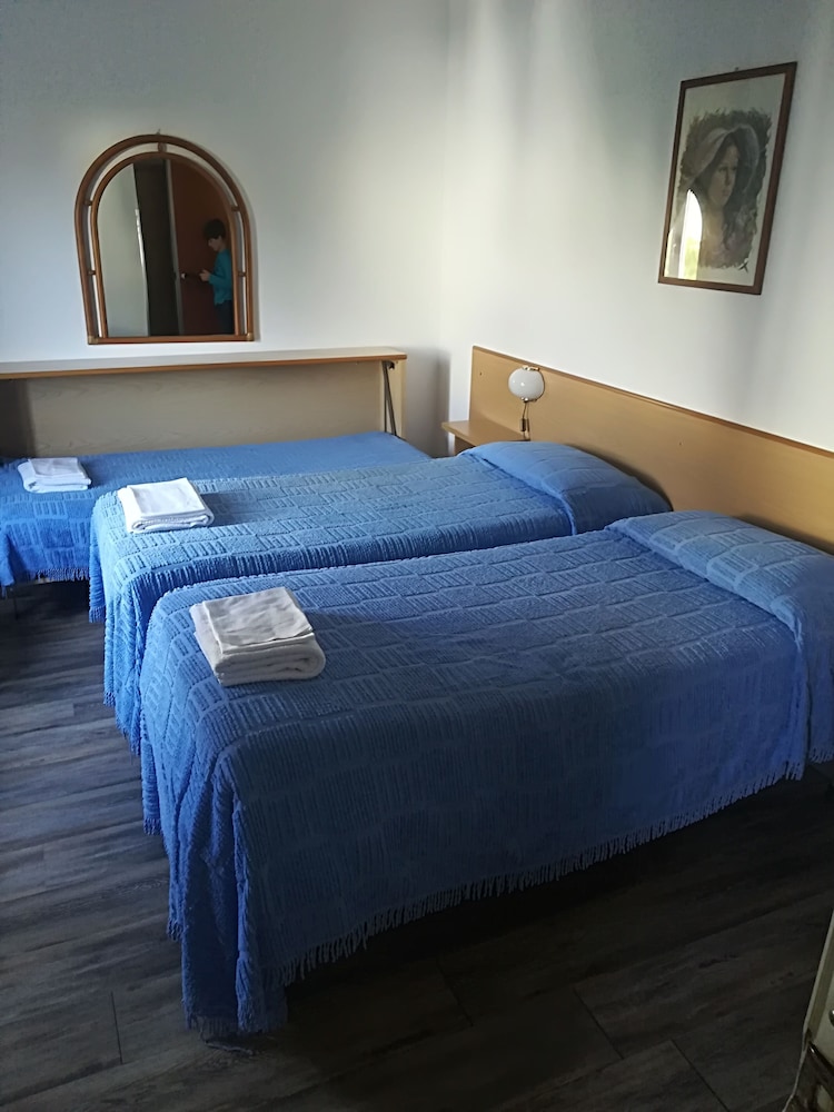 Standard Double or Twin Room, 1 Double Bed, Refrigerator