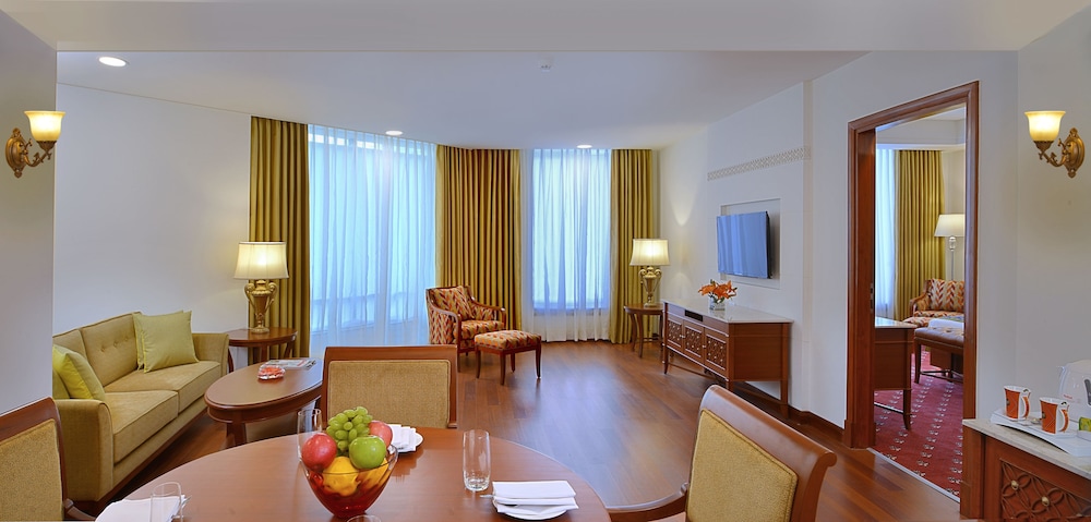 Suite (Suite) photo 2