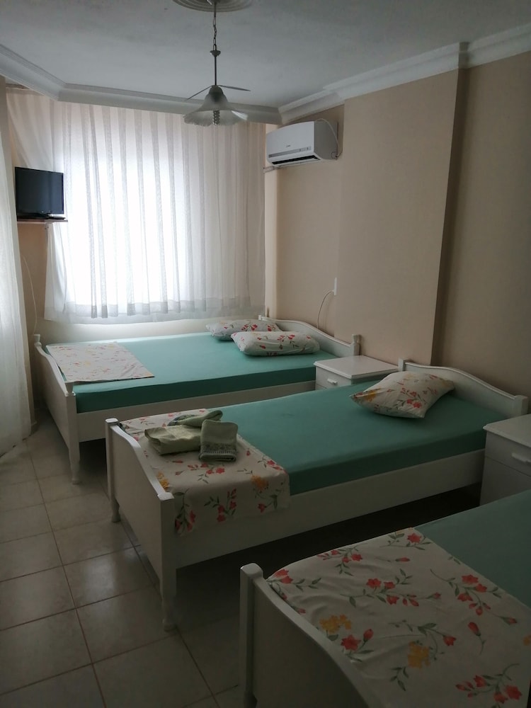 Standard Quadruple Room photo 1