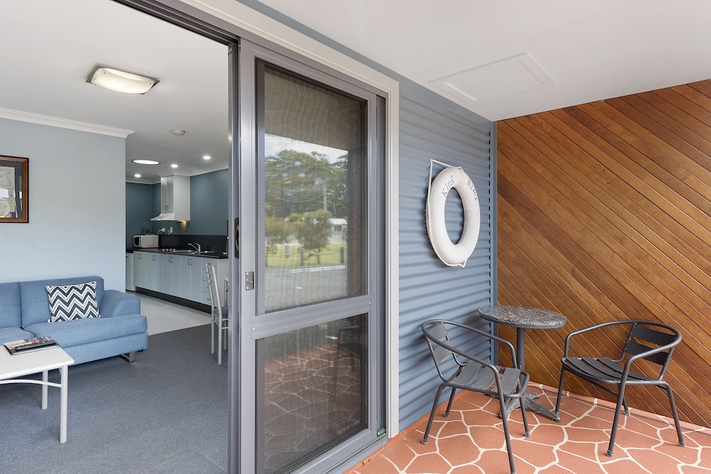 Apartment, 2 Bedrooms, Accessible photo 2