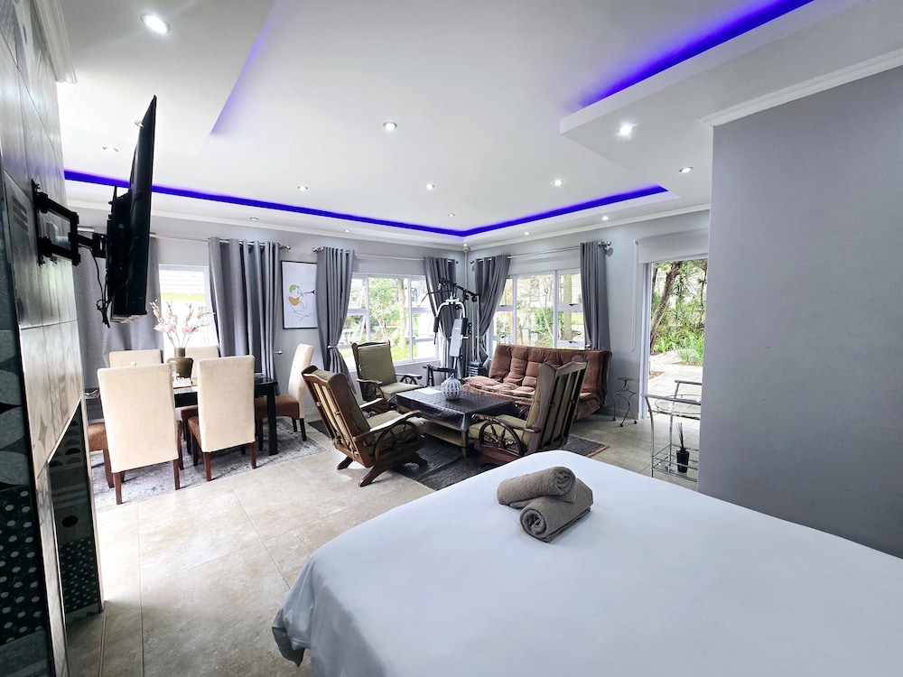 Royal Triple Room