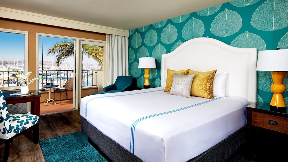 Deluxe Junior Suite photo 1