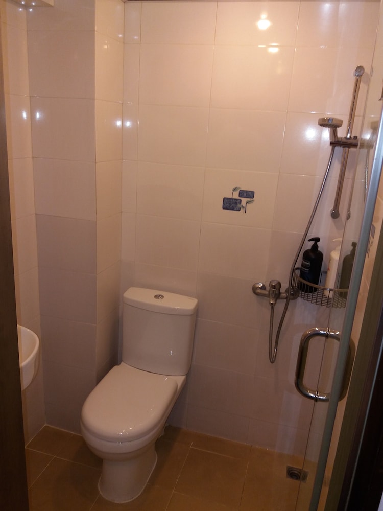 Deluxe Double Room (No Windows) photo 2