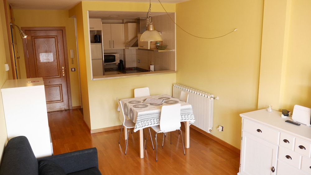 Apartment photo 3