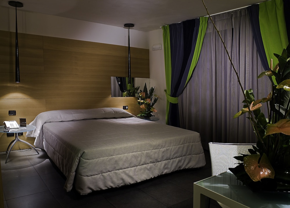 Superior Double or Twin Room photo 3