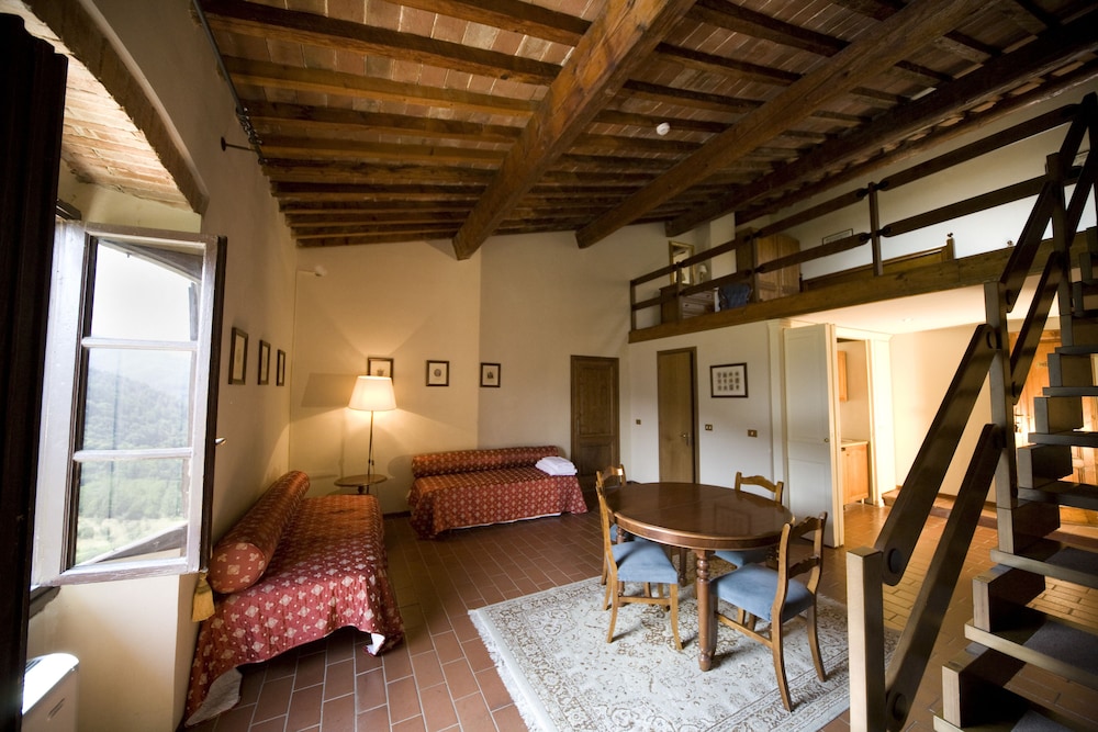 Family Room - Photo 13