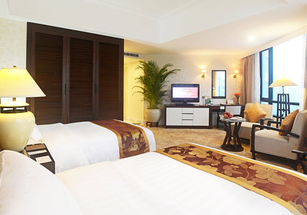 Premier Deluxe Room photo 2