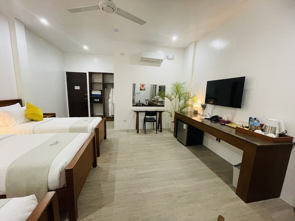 Standard Triple Room - Photo 8